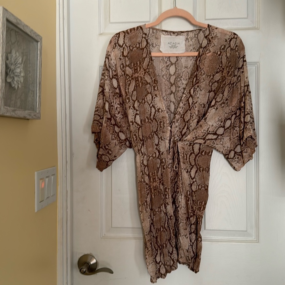 Acacia Python Kimono 100% Rayon - image 1